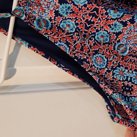 Dress - Picture 3 of 6